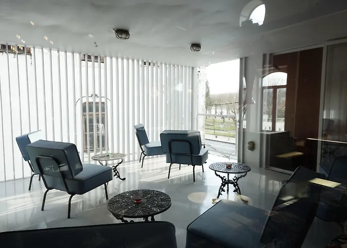 Zero Box Guest house 3*